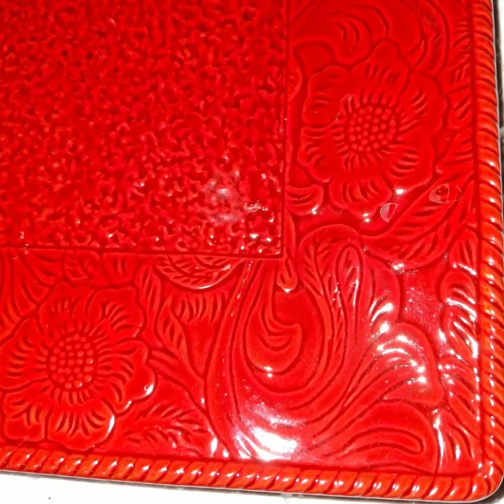 Rare HiEnd Accents Savanna Tooled Leather Look Dinner Plate 11